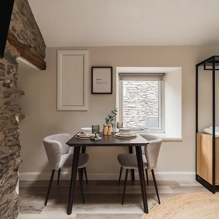 Ferry View With Hot Tub And Parking Apartment *